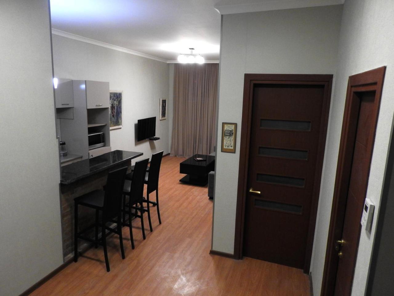 New Tbilisi Terrace Apartment Bagian luar foto