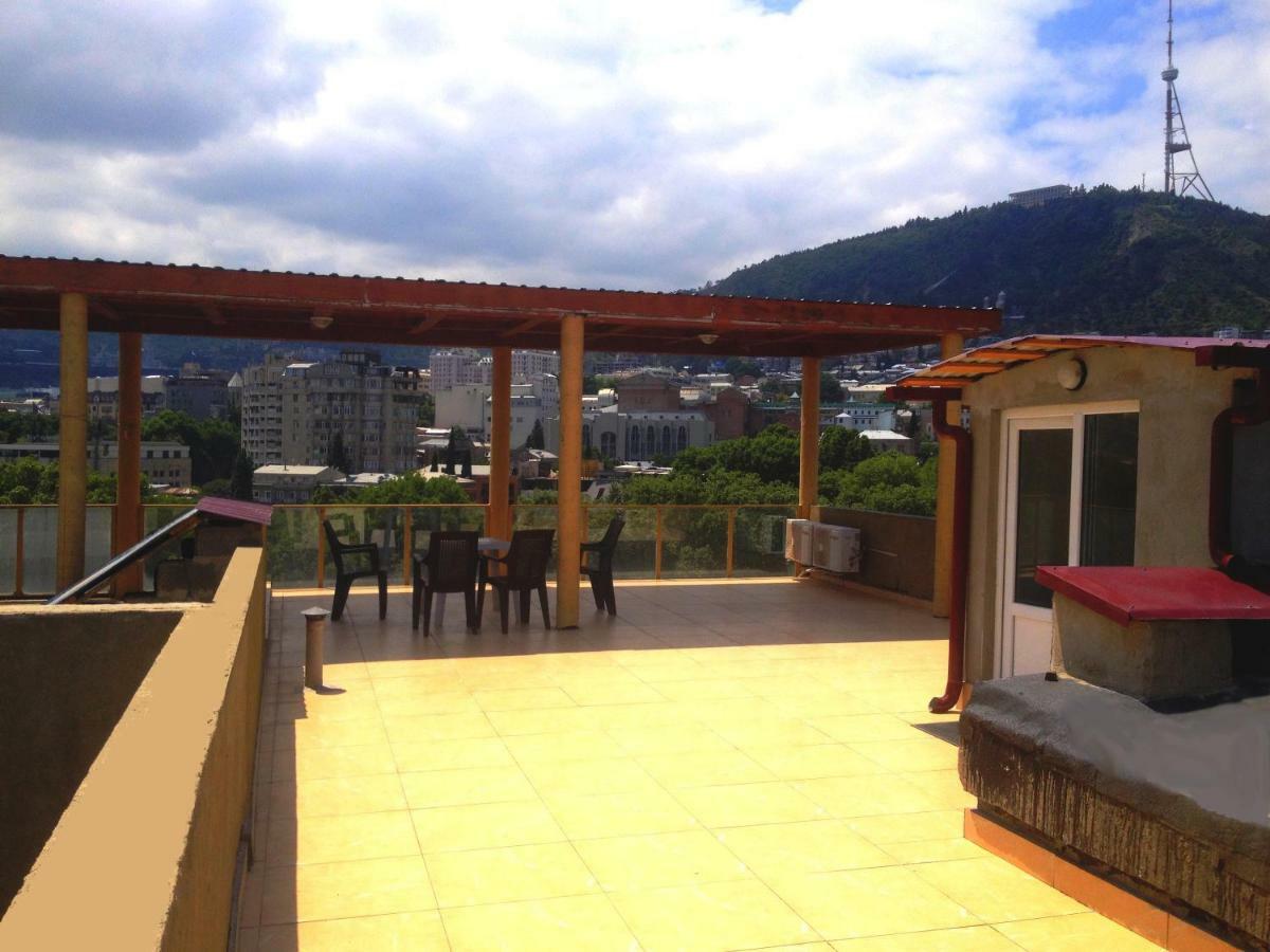 New Tbilisi Terrace Apartment Bagian luar foto